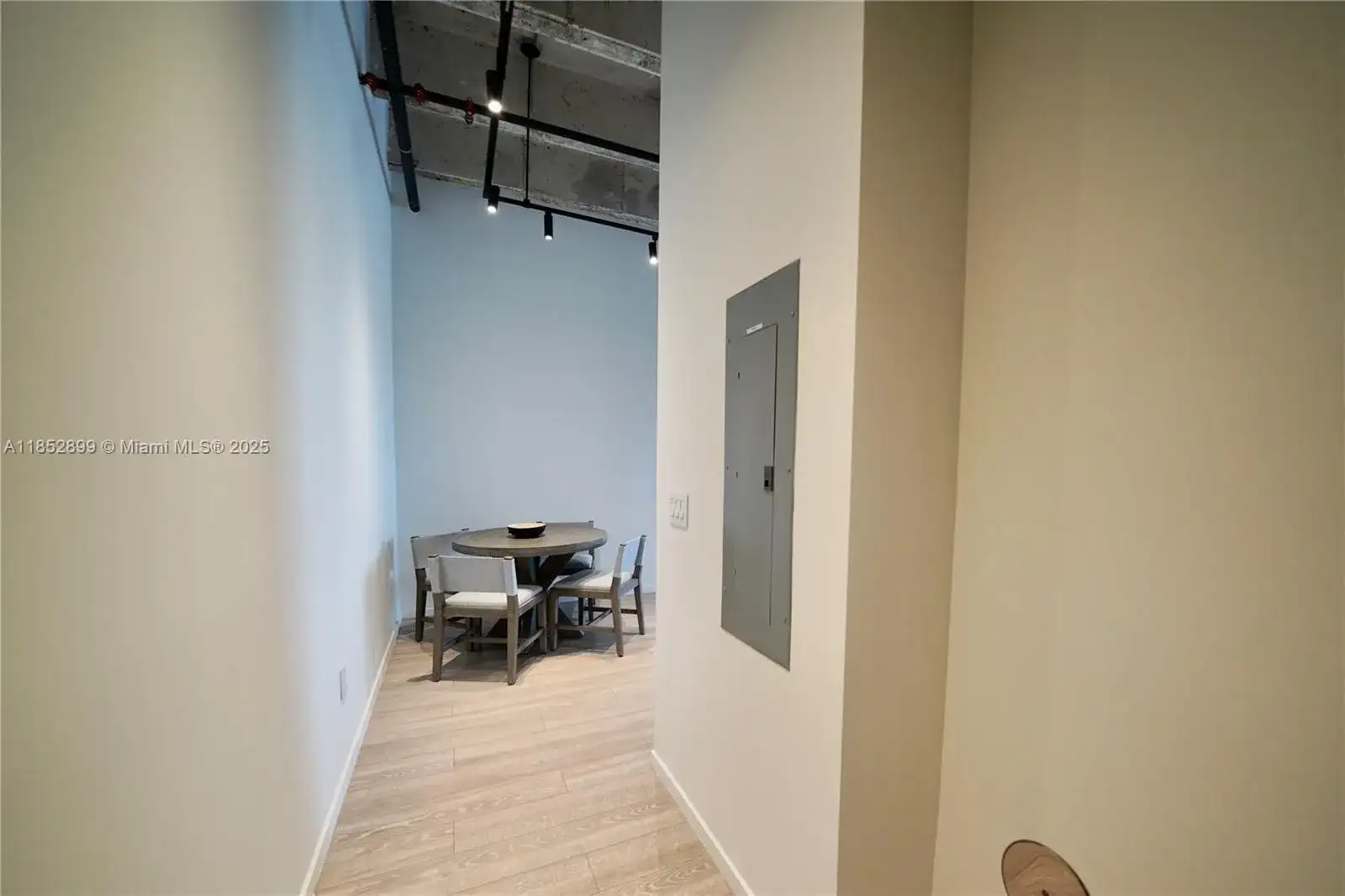 7920 NE 2nd Ave # 401, Miami FL 33138 photo 4
