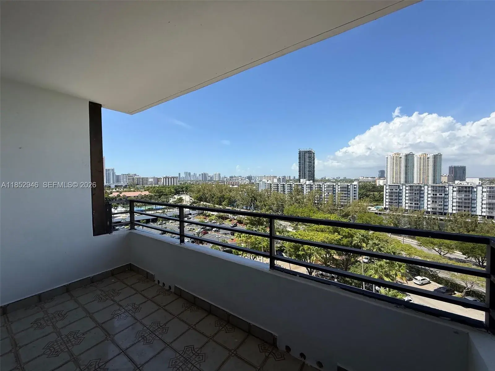 500 Three Islands Blvd # 715, Hallandale Beach FL 33009