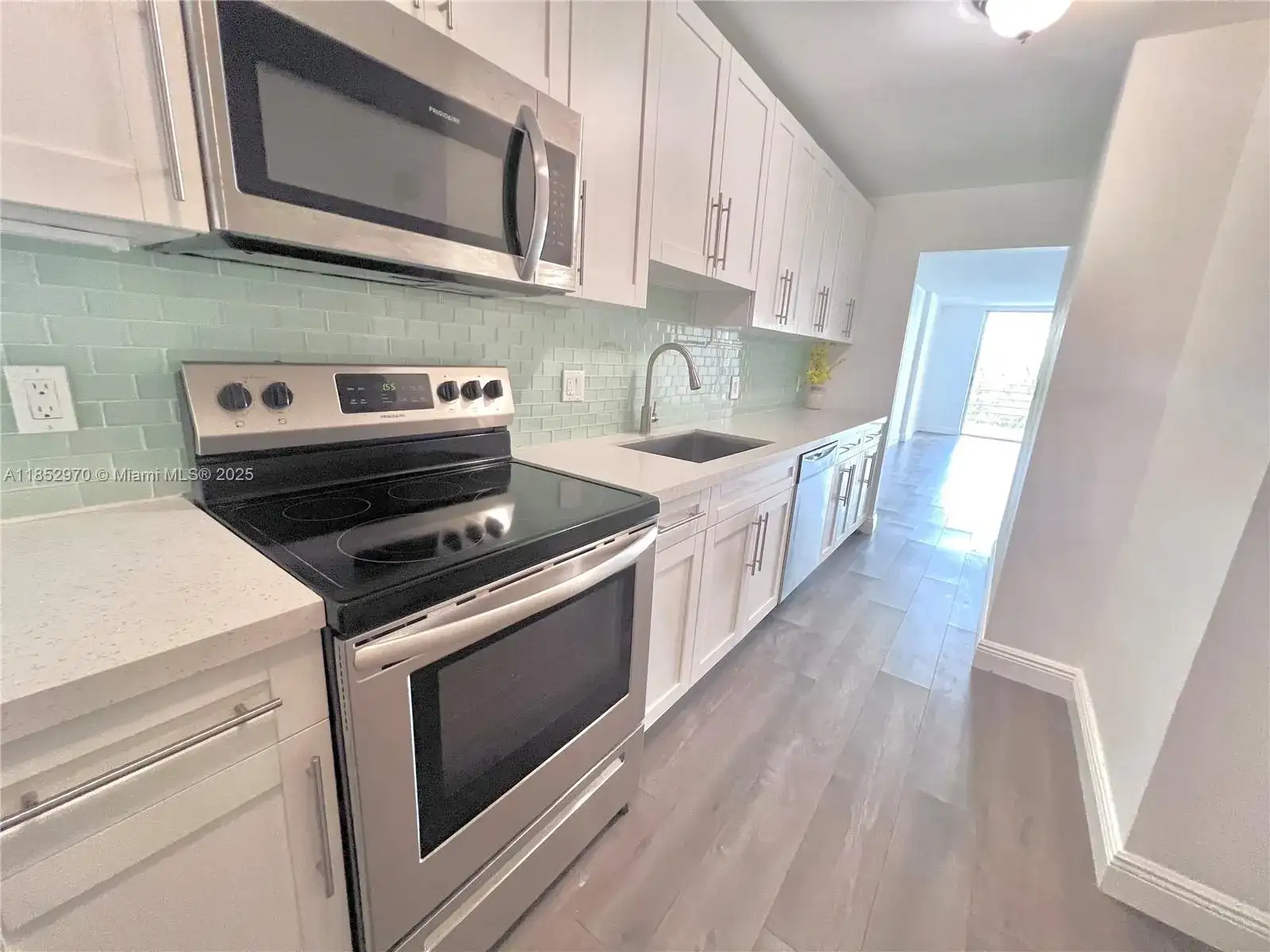 3660 NE 166th St # 409, North Miami Beach FL 33160 photo 5