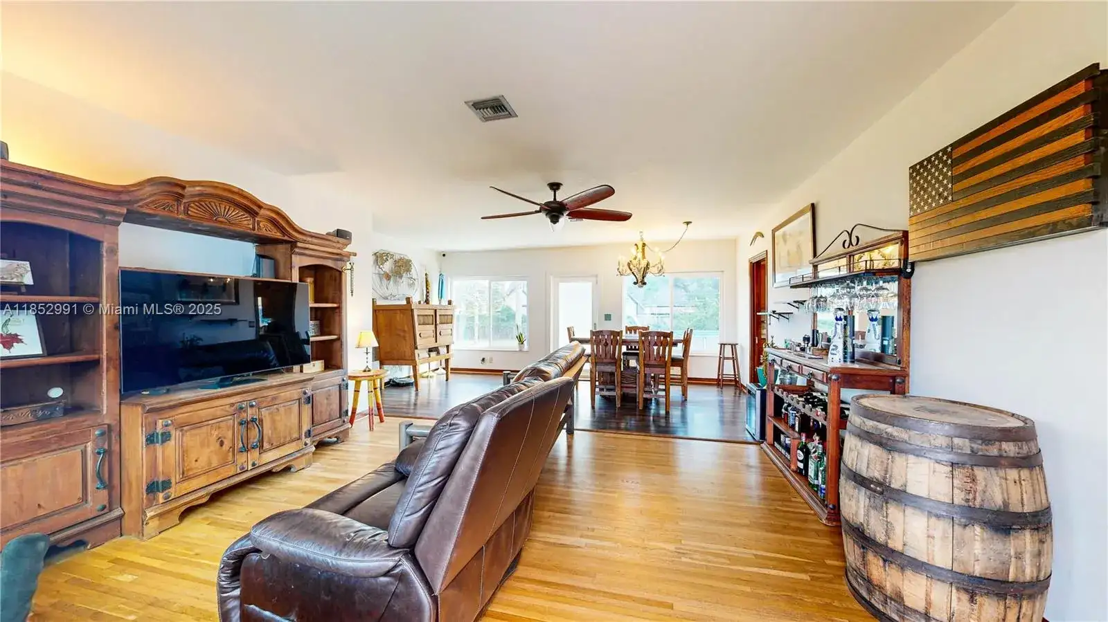 94 NE 17th St, Homestead FL 33030 photo 4