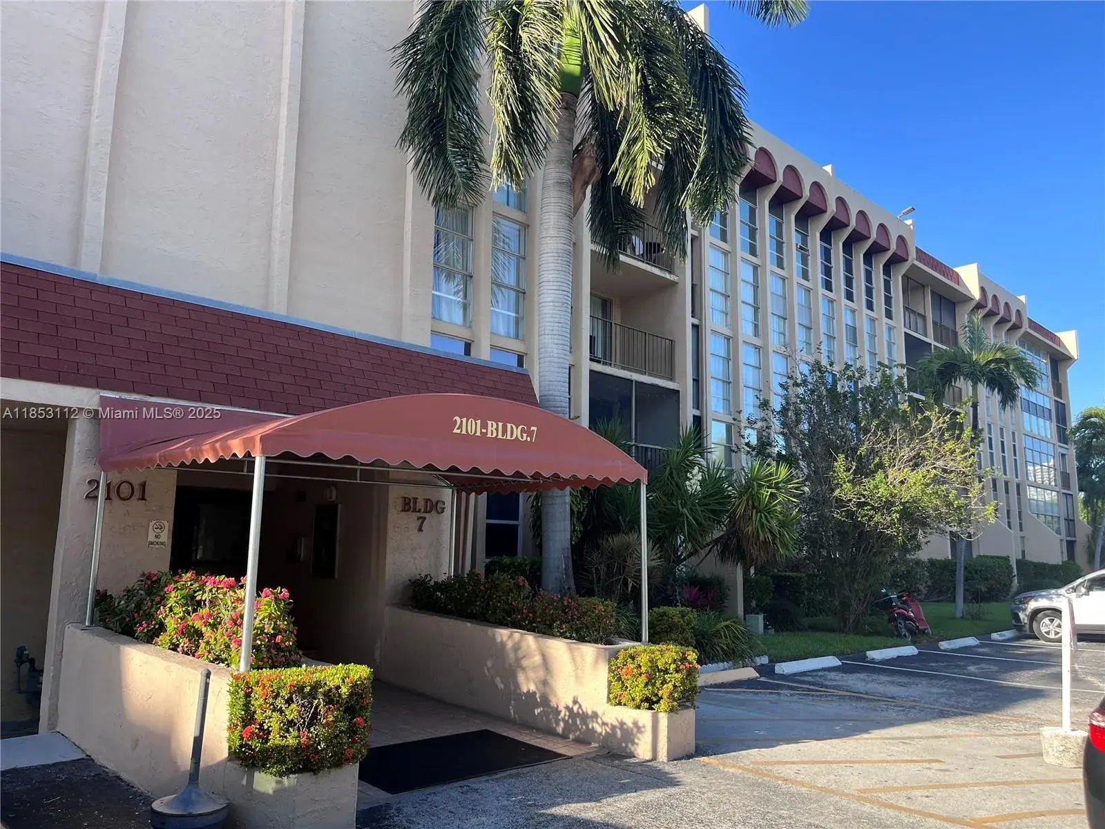 2101 Atlantic Shores Blvd # 309, Hallandale Beach FL 33009