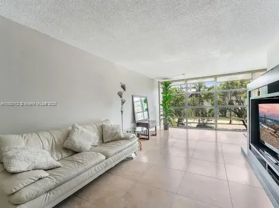 2101 Atlantic Shores Blvd # 309, Hallandale Beach FL 33009