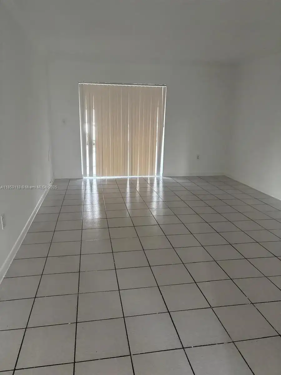 2710 W 76th St # 101, Hialeah FL 33016 photo 2