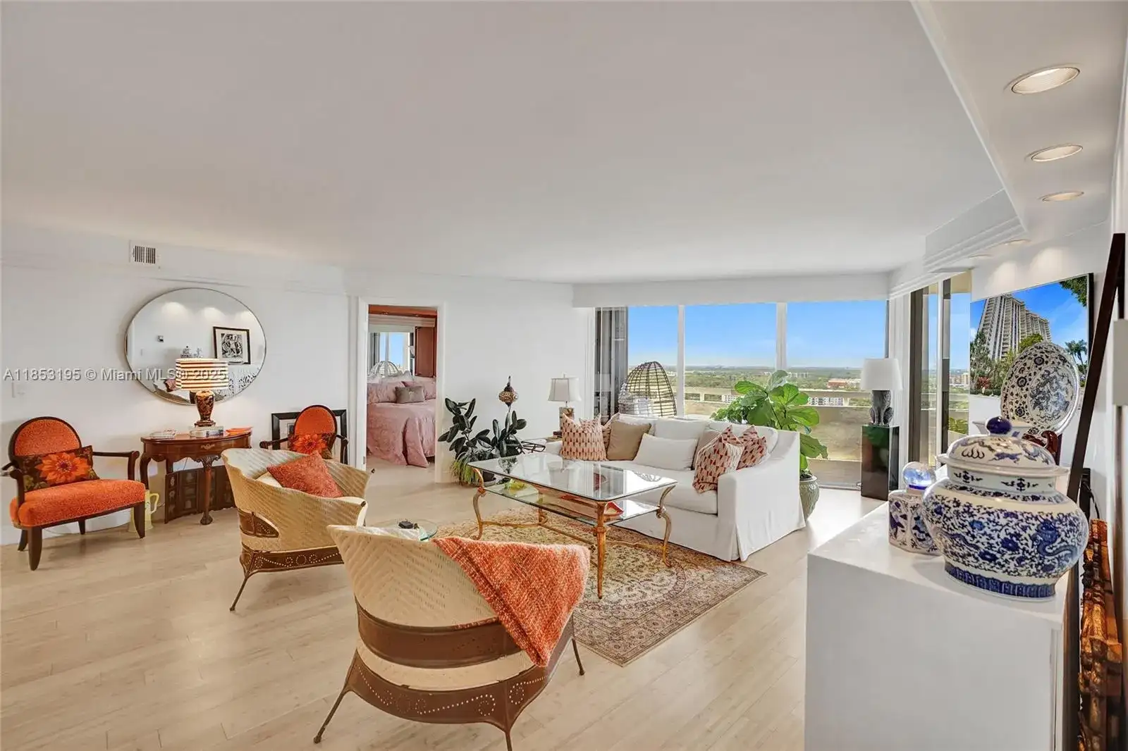 4000 Towerside Ter, Miami FL 33138 photo 2