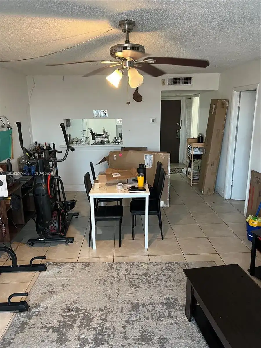 486 NW 165th St Rd # B503, Miami FL 33169 photo 5