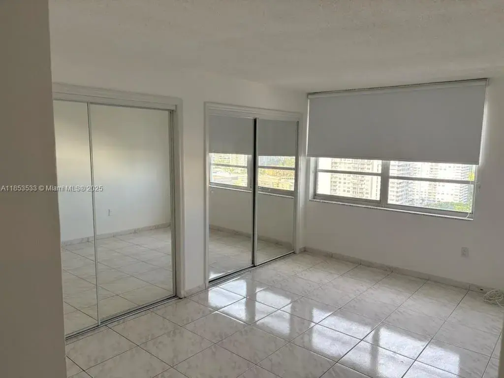 2750 NE 183rd St # 2510, Aventura FL 33160