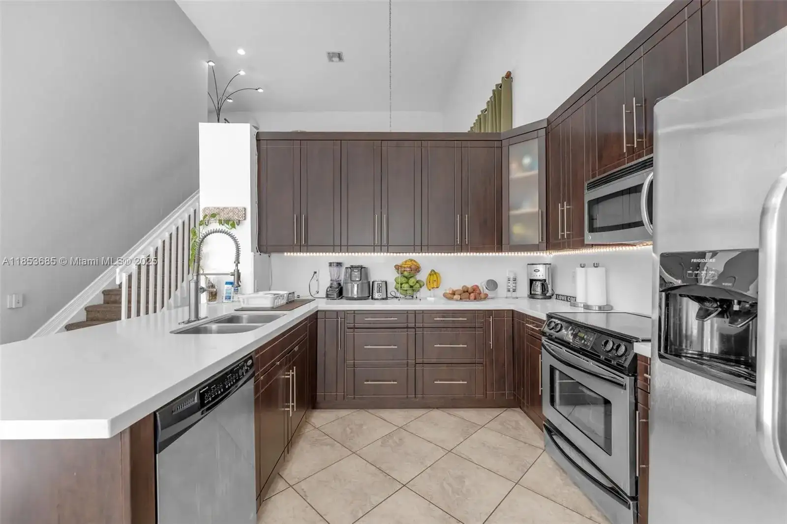 1755 NE 37th Ave, Homestead FL 33033 photo 2