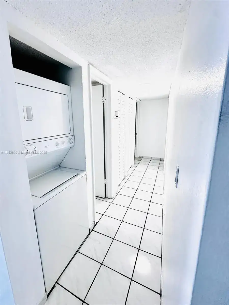 1750 W 46th St # 535, Hialeah FL 33012 photo 5