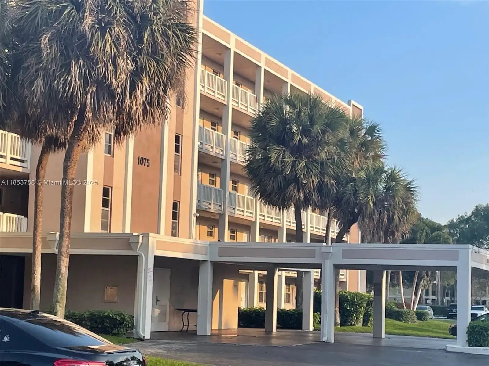 1075 Riverside Dr # 203, Coral Springs FL 33071