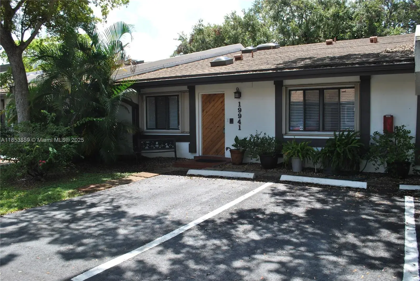 19941 NE 5th Ct # 3M, Miami FL 33179