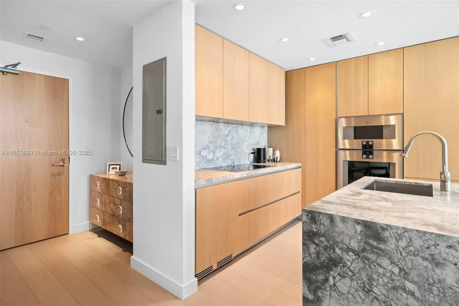 500 alton rd # 3604, Miami Beach FL 33139 photo 5