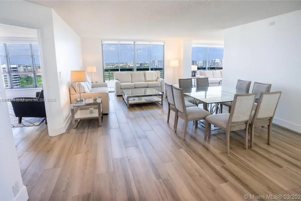 3530 Mystic Pointe Dr # 2509, Aventura FL 33180
