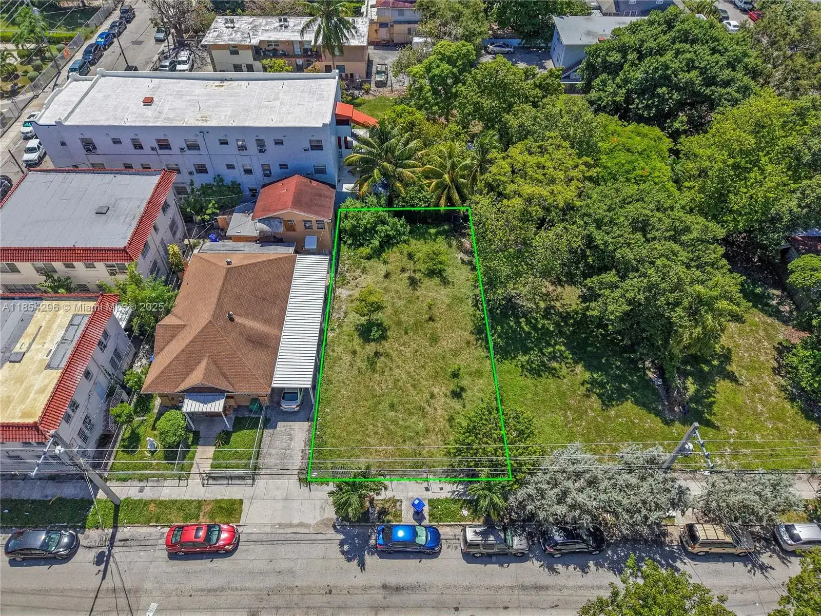 120 NW 7th Ave, Miami FL 33128 photo 2