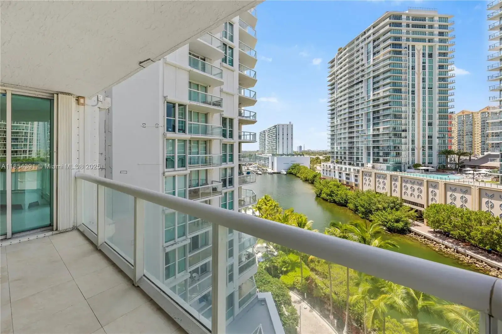 16500 Collins Ave # 851, Sunny Isles Beach FL 33160 photo 2