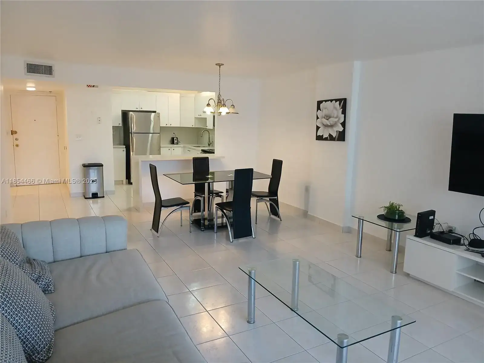 2780 NE 183rd St # 1708, Aventura FL 33160 photo 2