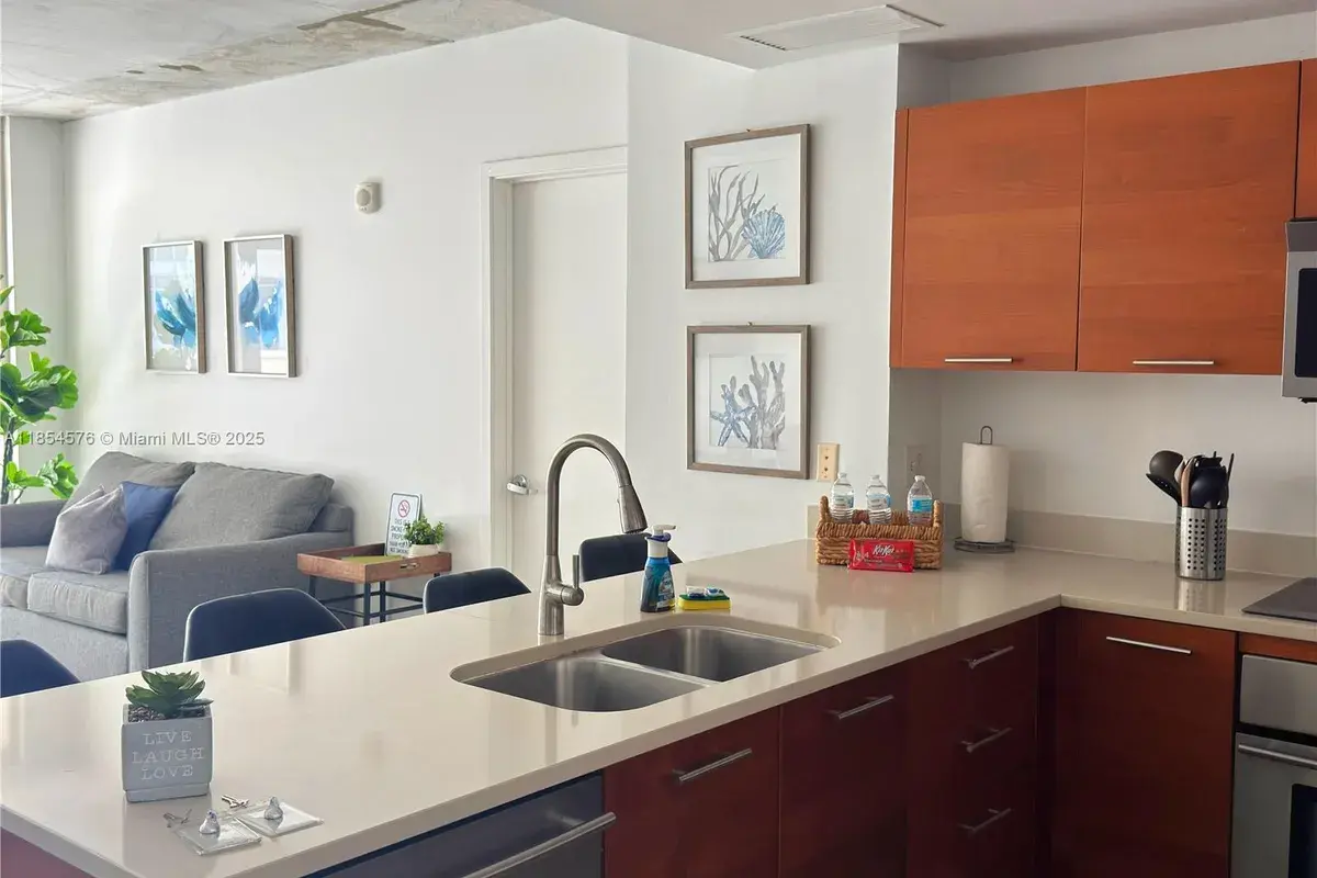 3250 NE 1st Ave # 502, Miami FL 33137