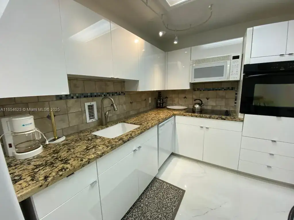 4001 S Ocean Dr # 10F, Hollywood FL 33019 photo 3