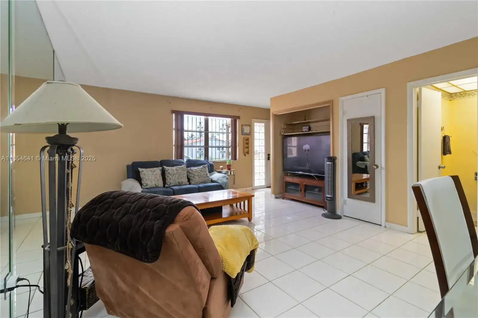 765 W 80th St, Hialeah FL 33014 photo 5