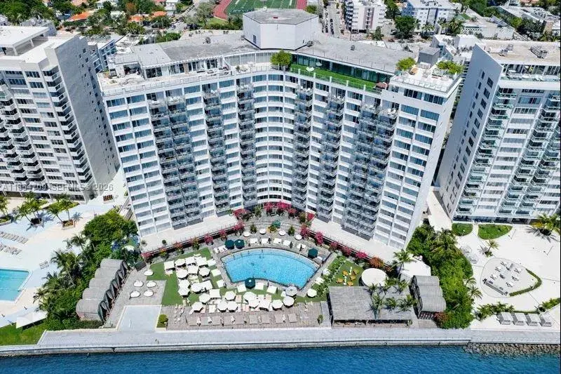 1100 West Ave # 425, Miami Beach FL 33139