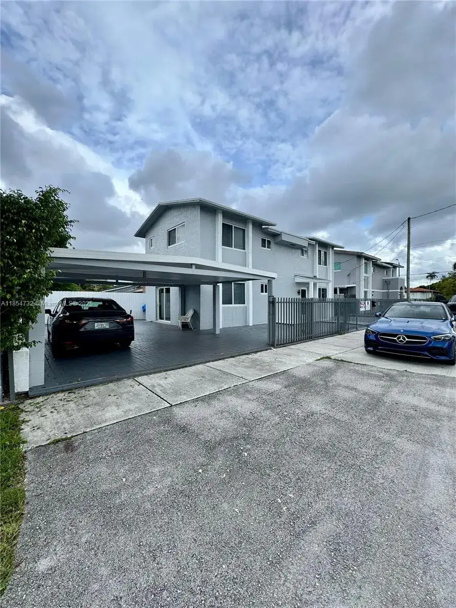1671 SW 29th Ave, Miami FL 33145 photo 4