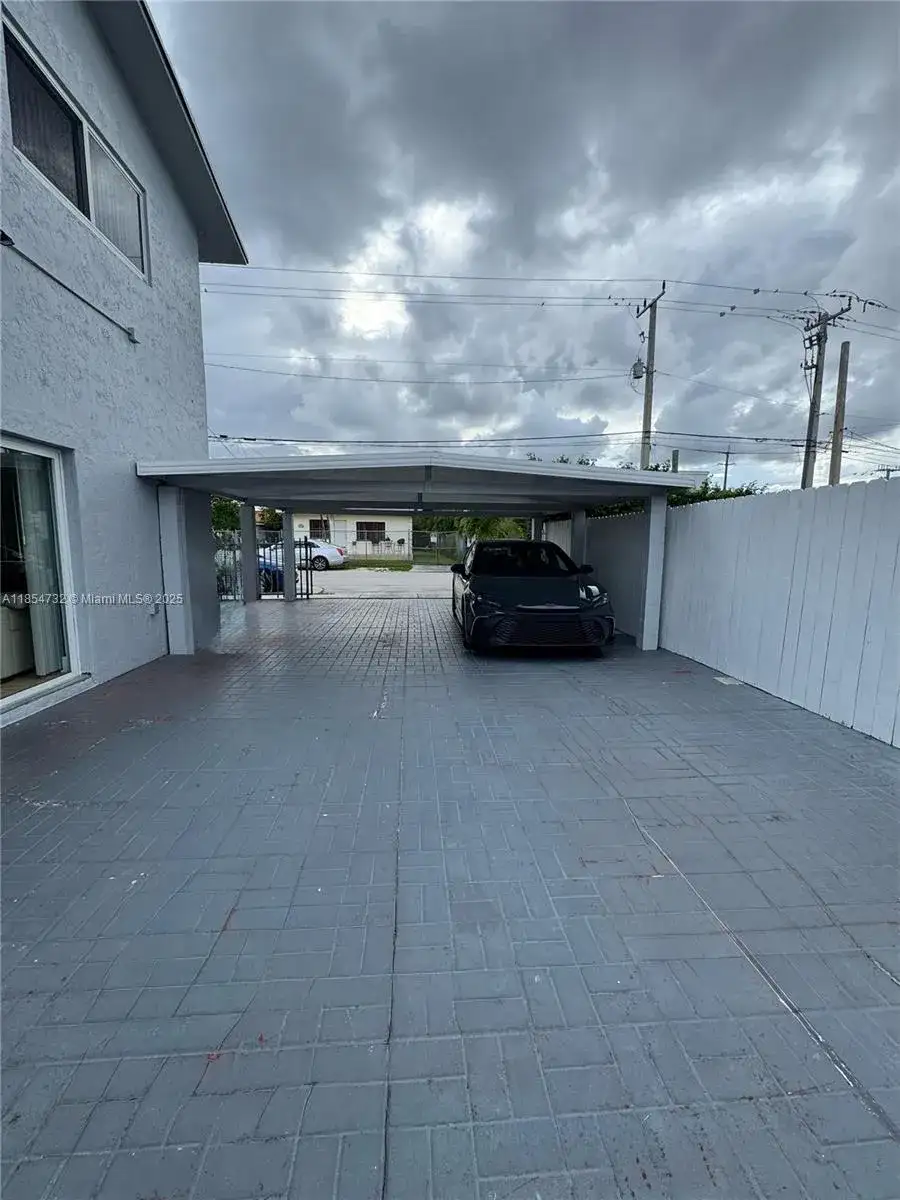 1671 SW 29th Ave, Miami FL 33145 photo 5