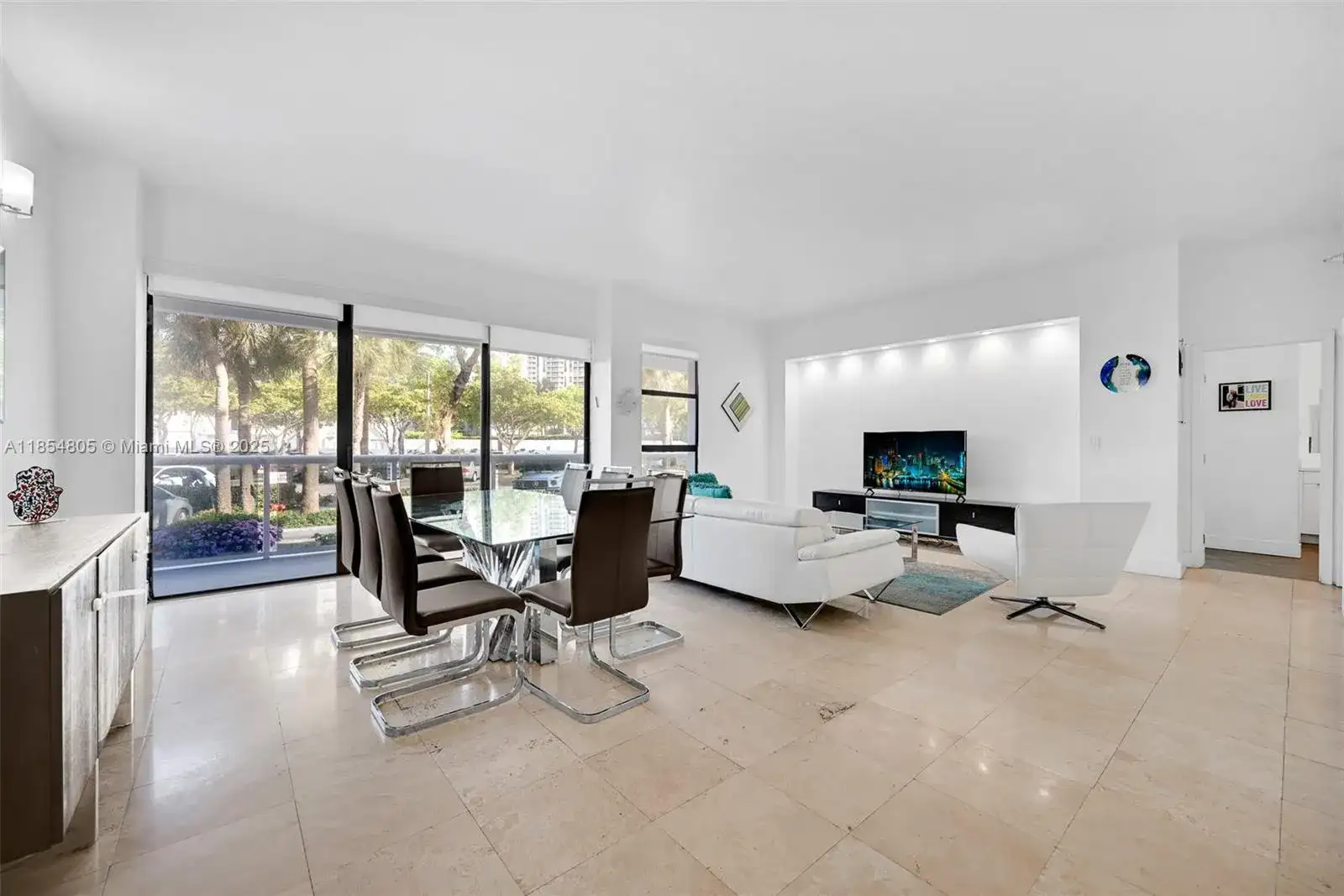 20505 E Country Club Dr # 137, Aventura FL 33180 photo 4
