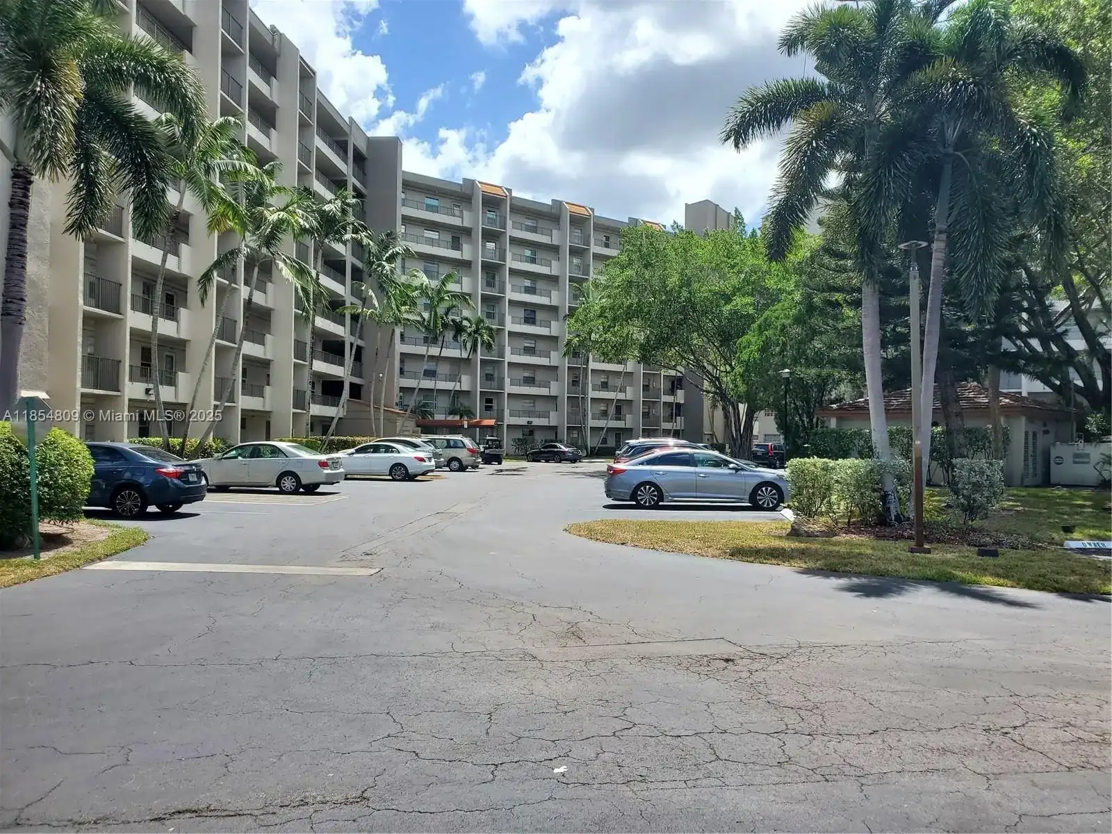 3940 Inverrary Blvd # A, Lauderhill FL 33319