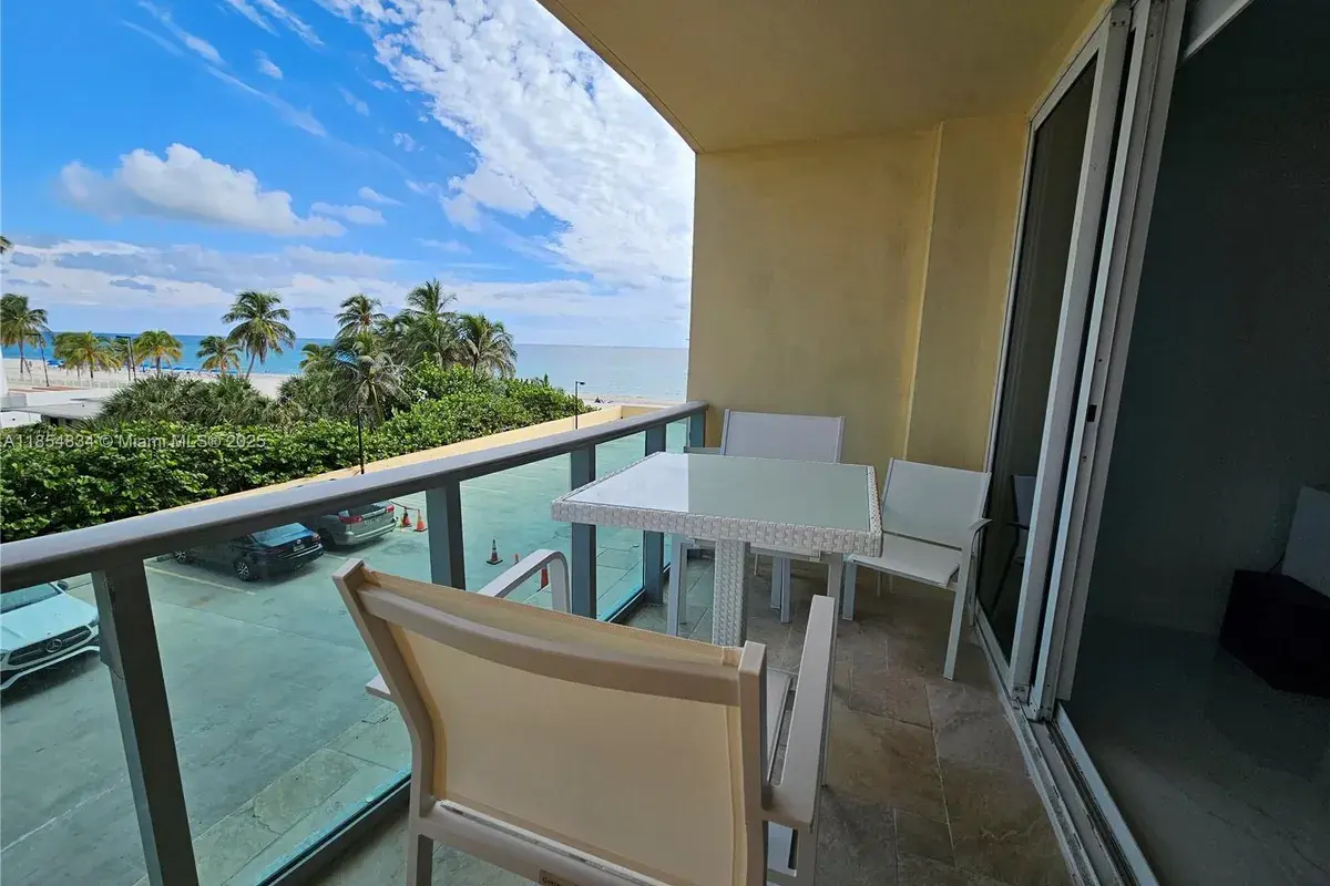 2501 S Ocean Dr, Hollywood FL 33019
