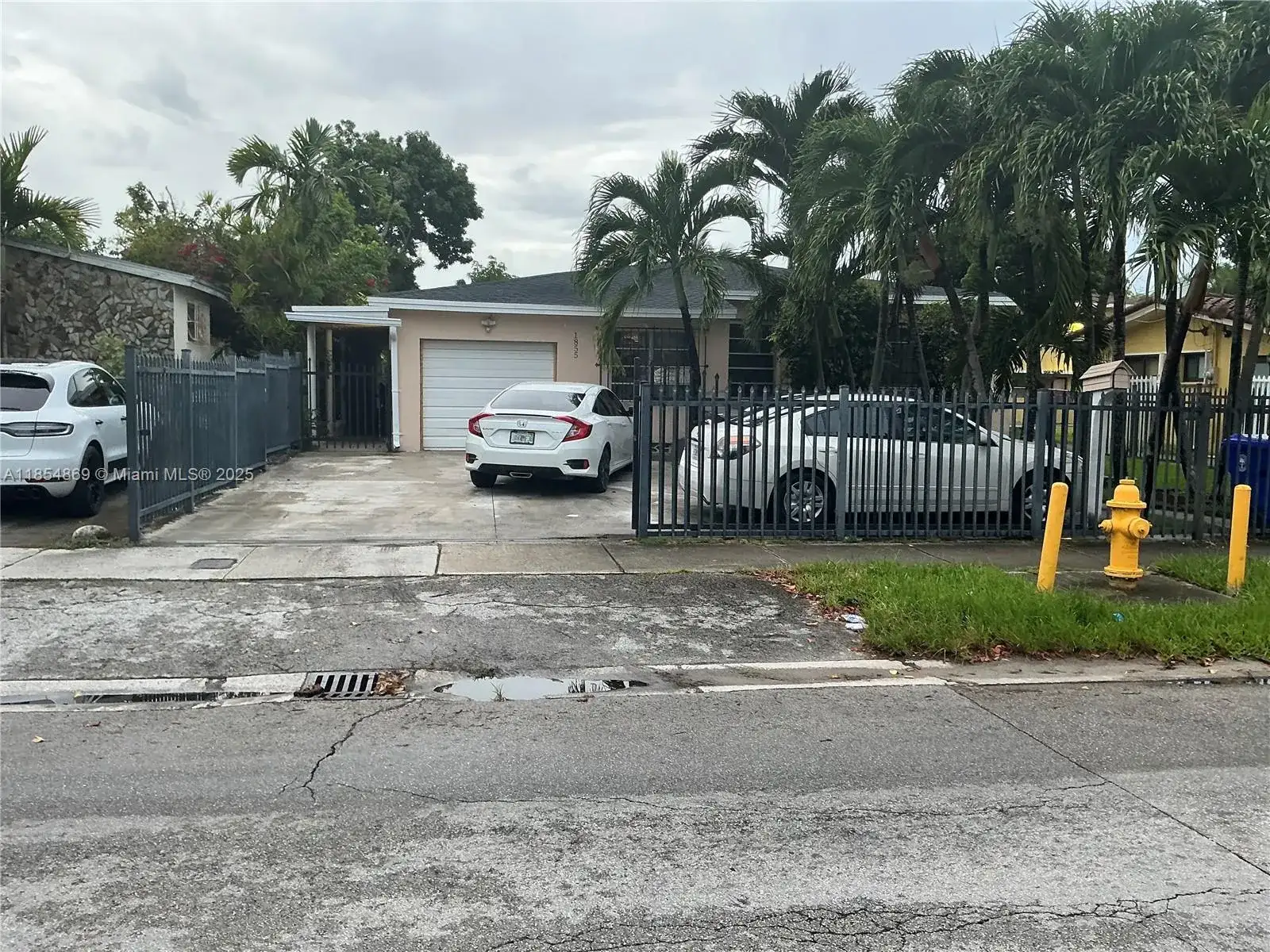 1855 NW 32nd St, Miami FL 33142 photo 4