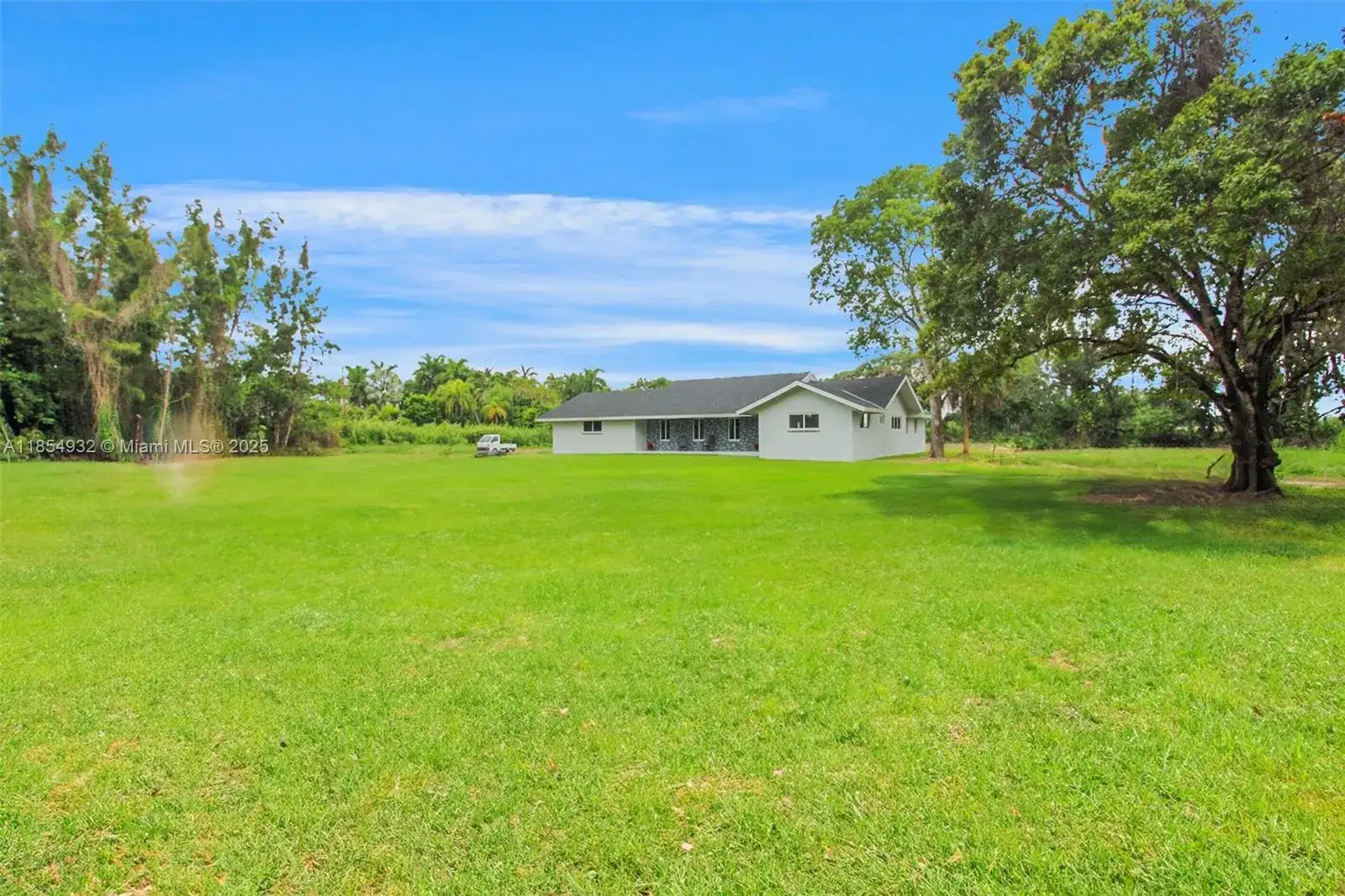 14450 SW 188th St, Miami FL 33177 photo 2