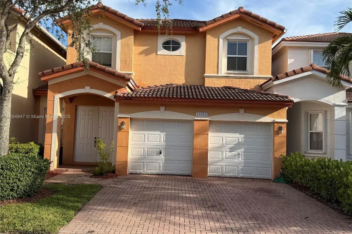 11010 NW 87th St, Doral FL 33178