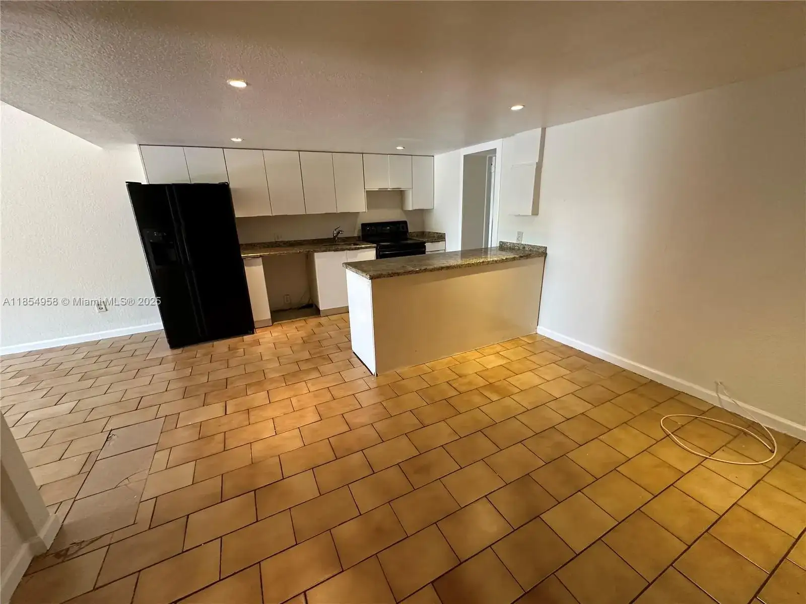 13210 NE 3rd Ave # R, North Miami FL 33161 photo 4