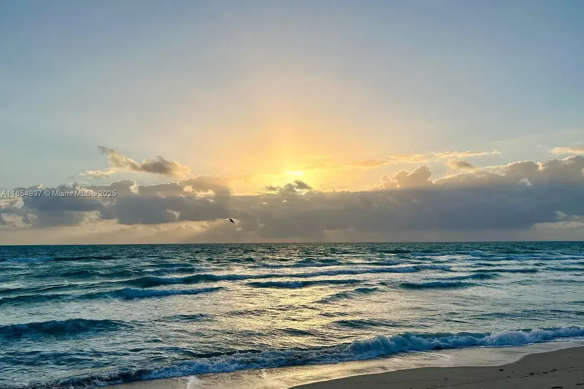 6917 Collins Ave # 408, Miami Beach FL 33141