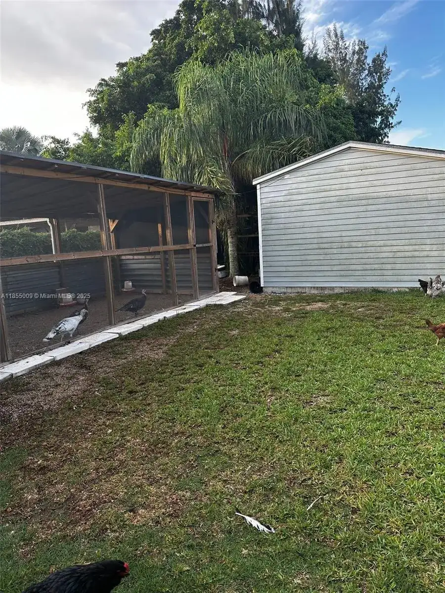 21701 SW 187th Ave, Miami FL 33170 photo 4