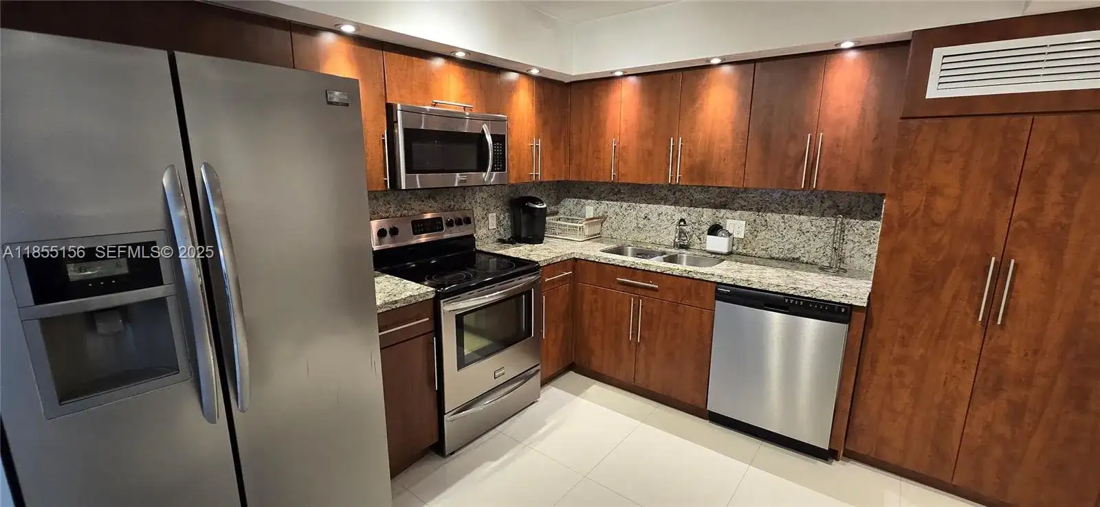 2801 NE 183rd St # 714W, Aventura FL 33160 photo 4