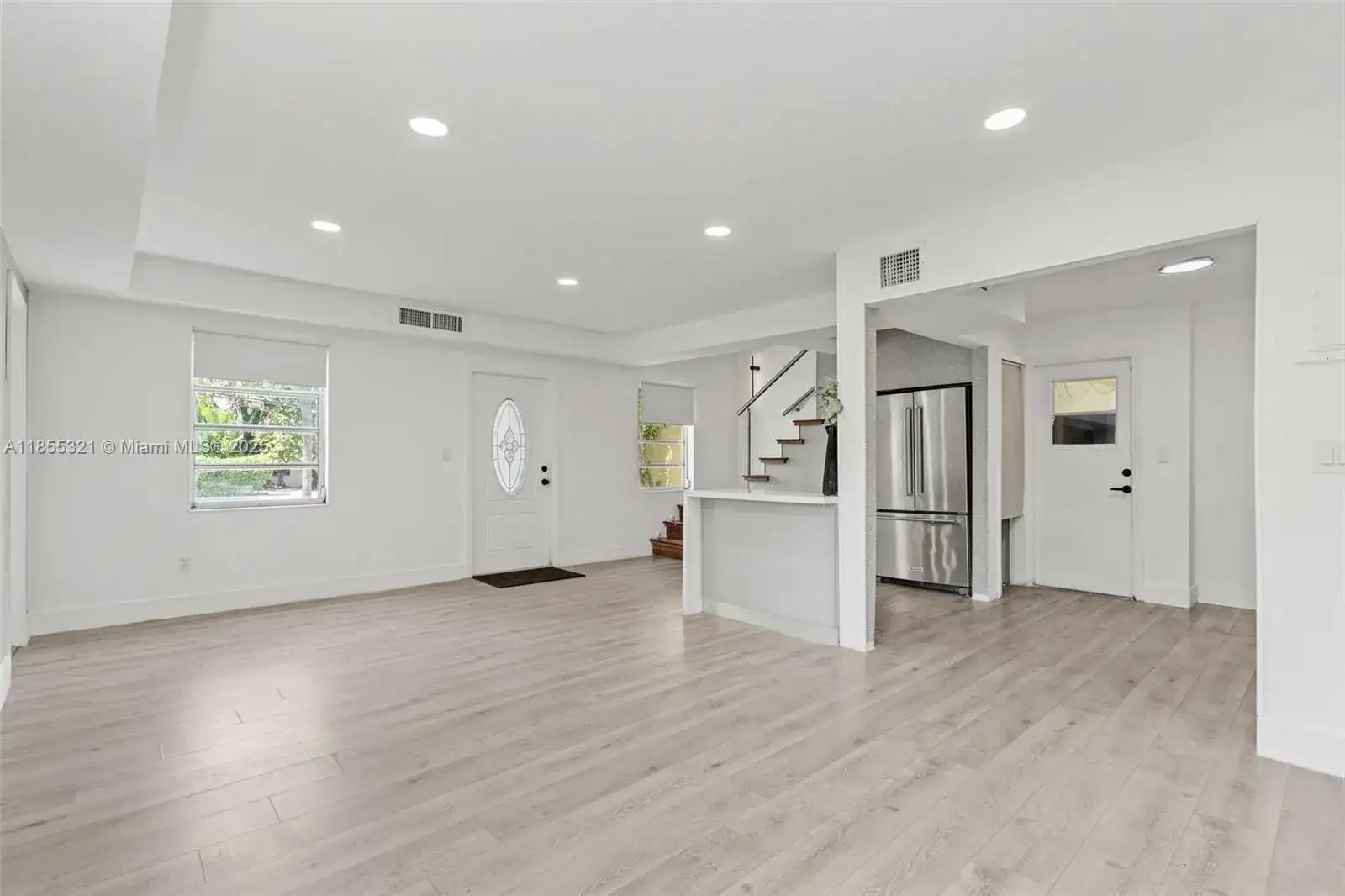 10401 NE 2nd Ave, Miami Shores FL 33138 photo 5