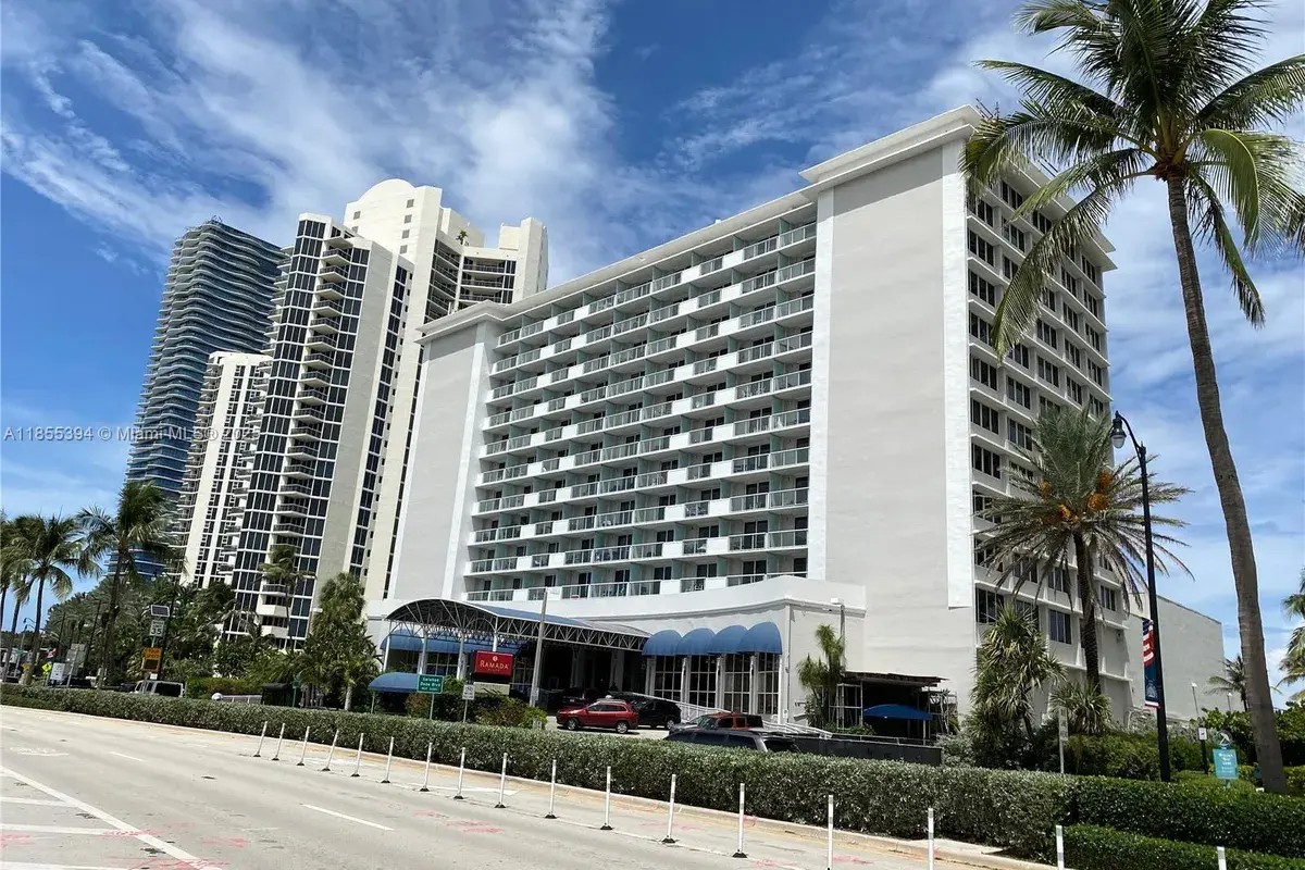 19201 Collins Ave # 1030, Sunny Isles Beach FL 33160