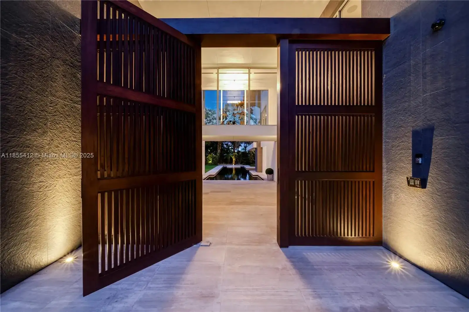 545 SABAL PALM, Key Biscayne FL 33149 photo 5
