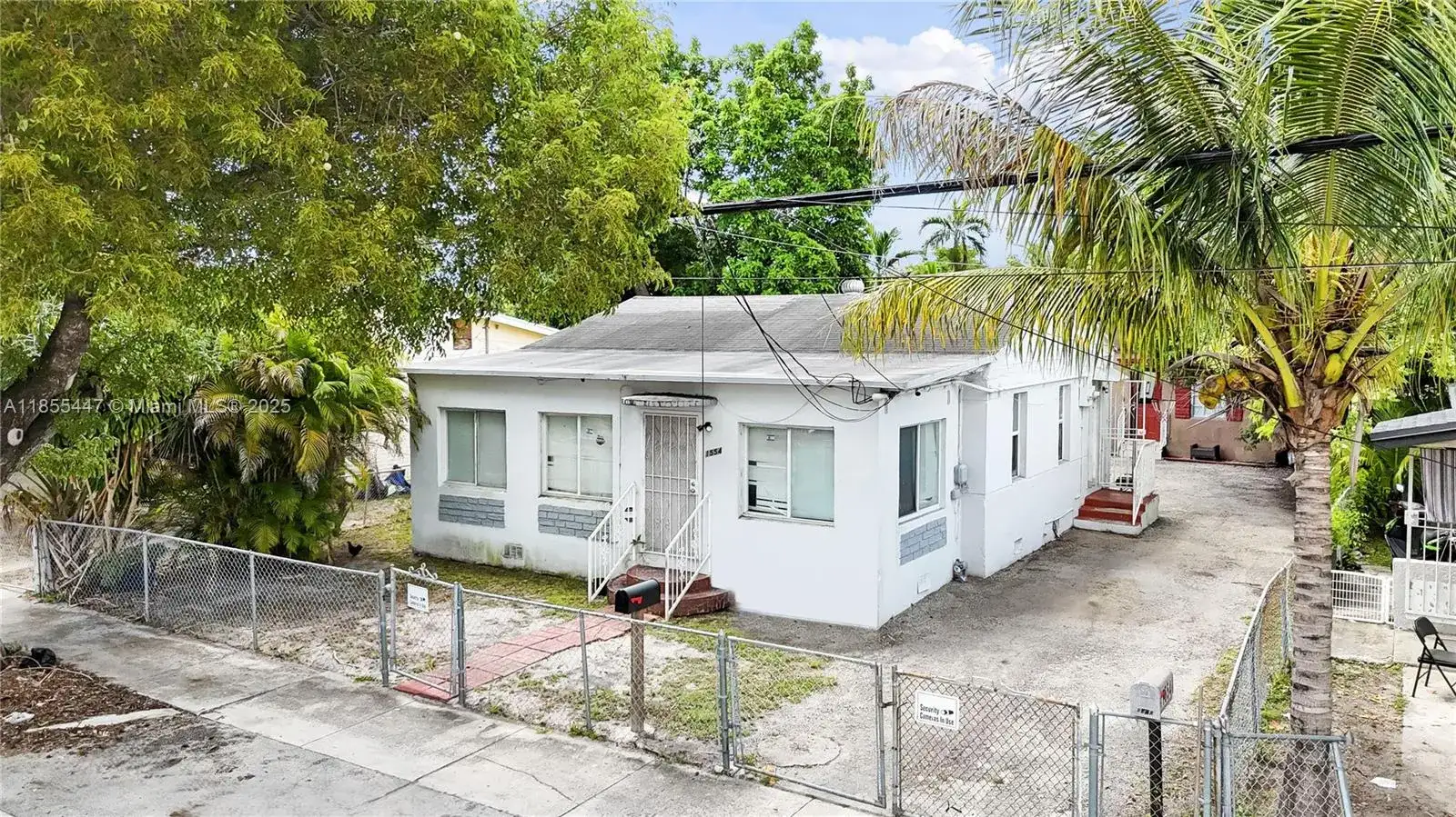 1554 NW 58th St, Miami FL 33142 photo 3