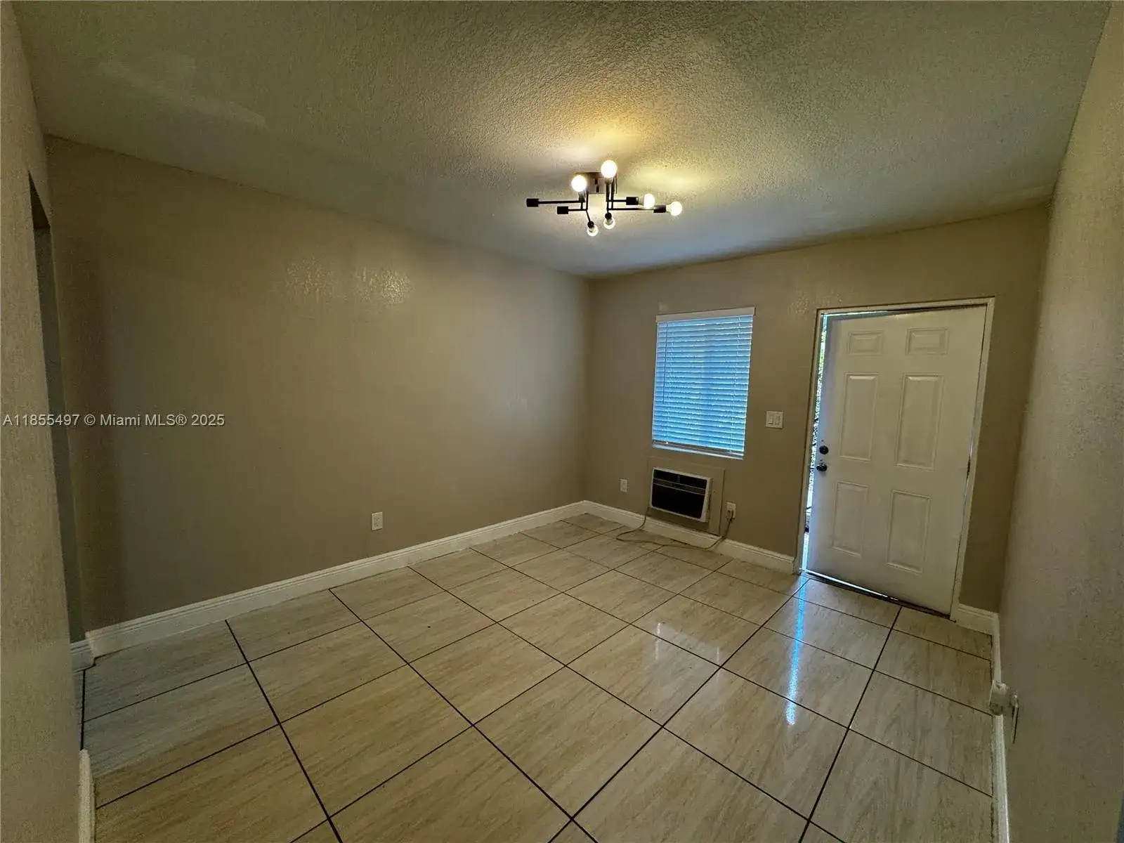 1940 Washington Ave # 12, Opa-Locka FL 33054 photo 5