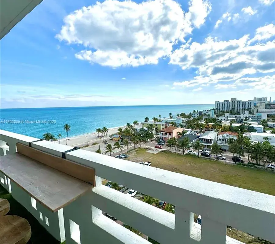 3111 N Ocean Dr # 1011, Hollywood FL 33019
