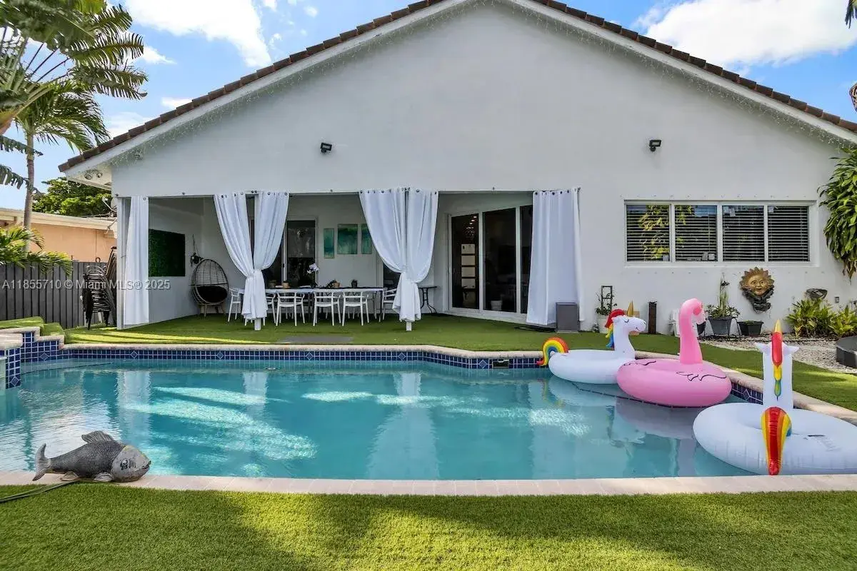 205 N 31st Ave # 1, Hollywood FL 33021