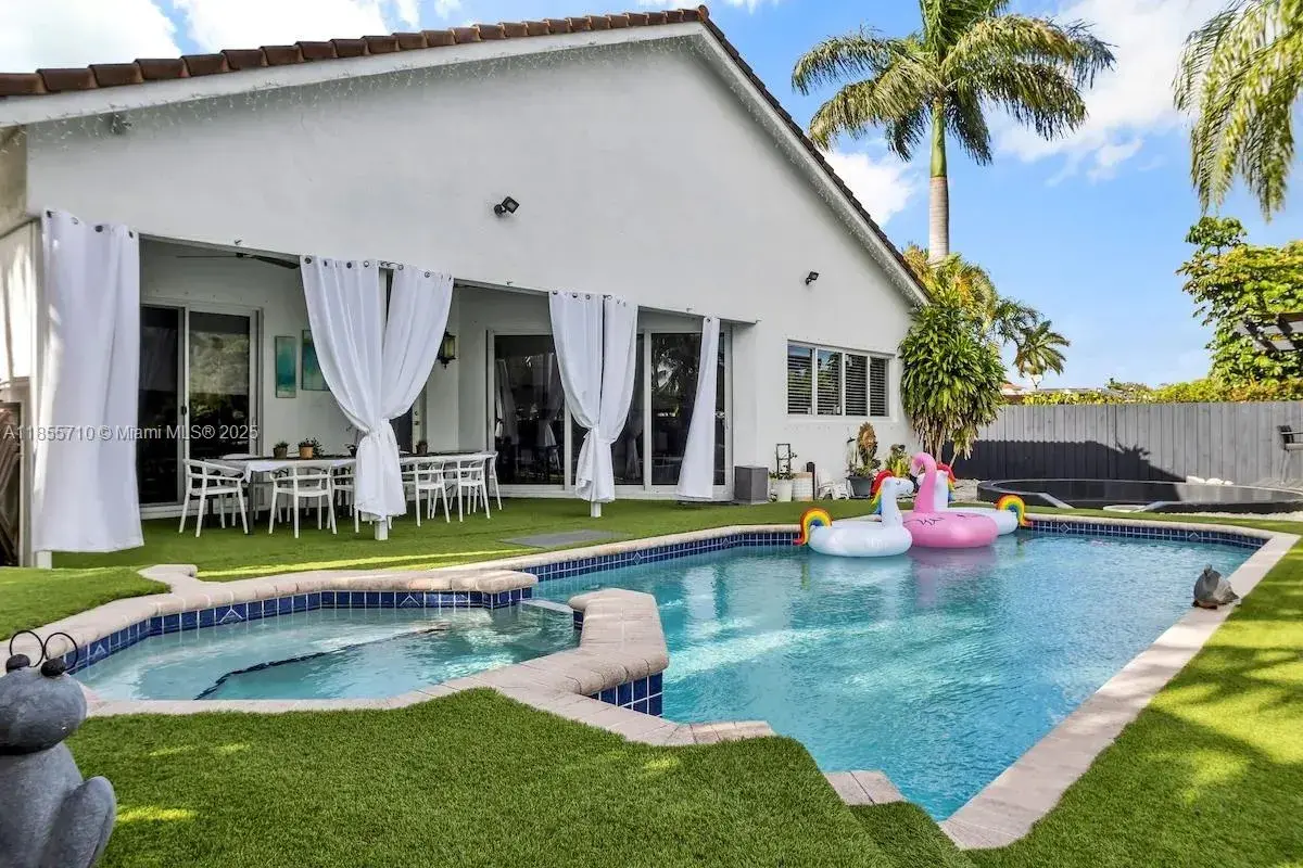 205 N 31st Ave # 1, Hollywood FL 33021
