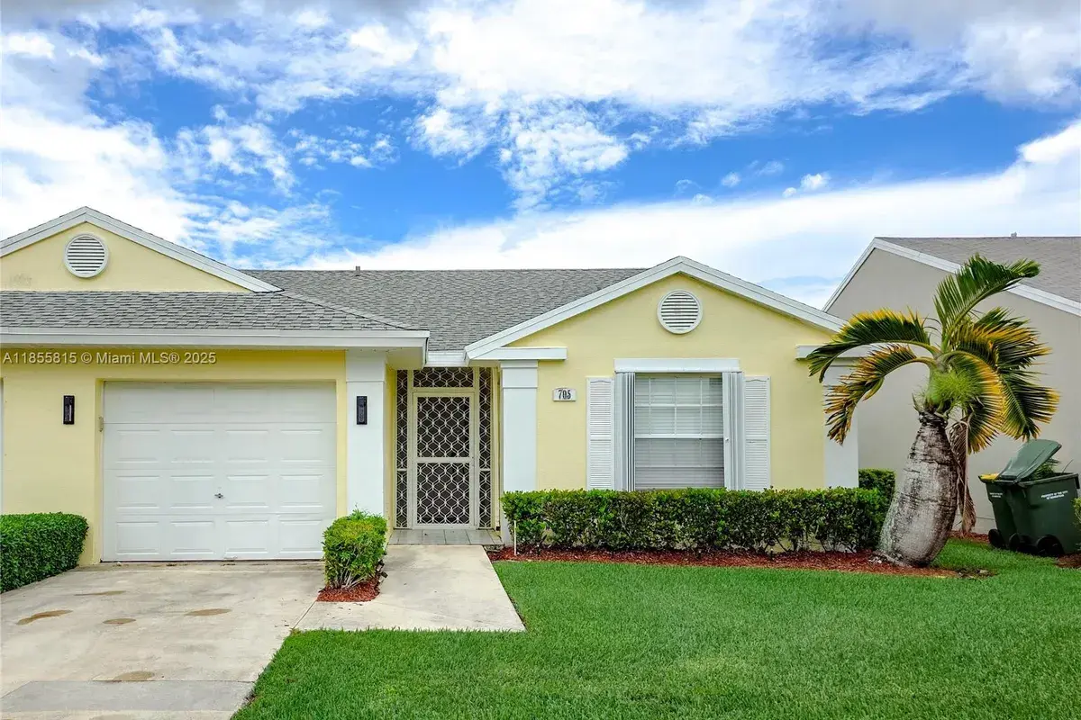 705 SE 22nd Ln, Homestead FL 33033