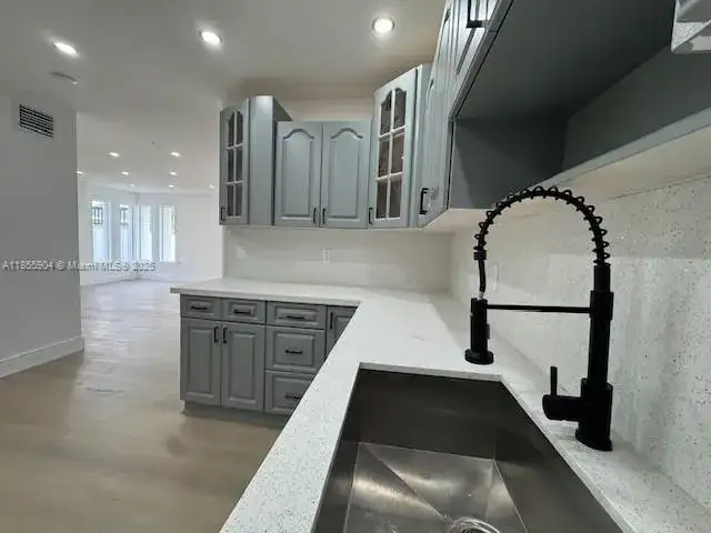 3301 NW 13th Ter # 3301, Miami FL 33125 photo 5
