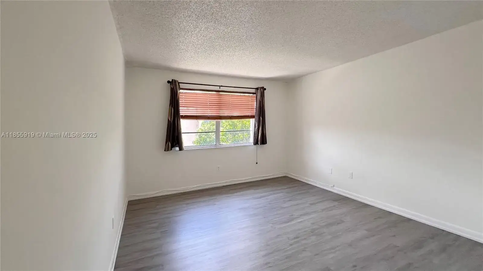4670 NW 79th Ave # 2F, Doral FL 33166 photo 2