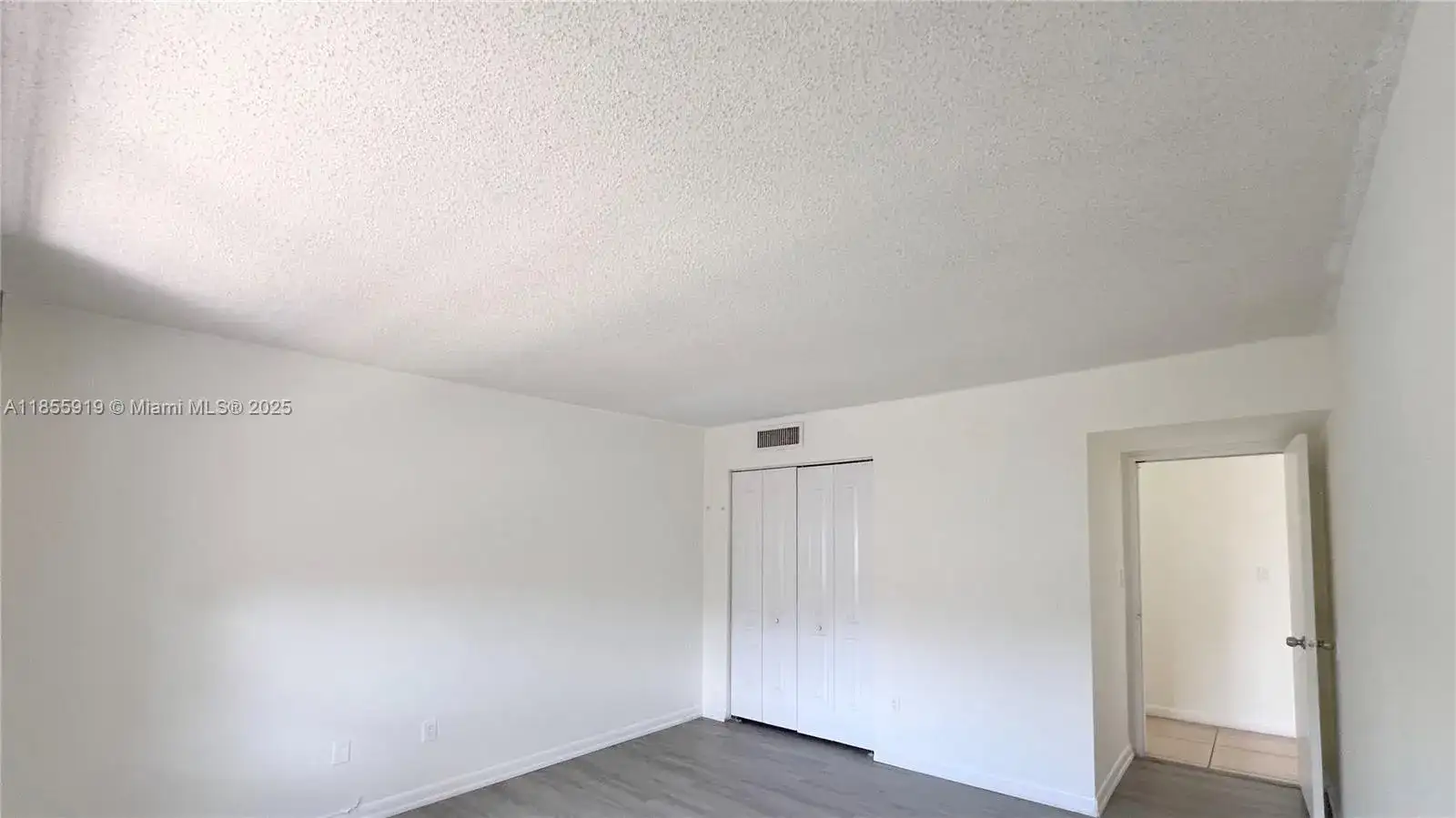 4670 NW 79th Ave # 2F, Doral FL 33166 photo 3