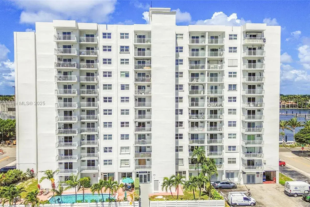 200 S Birch Rd # 208, Fort Lauderdale FL 33316