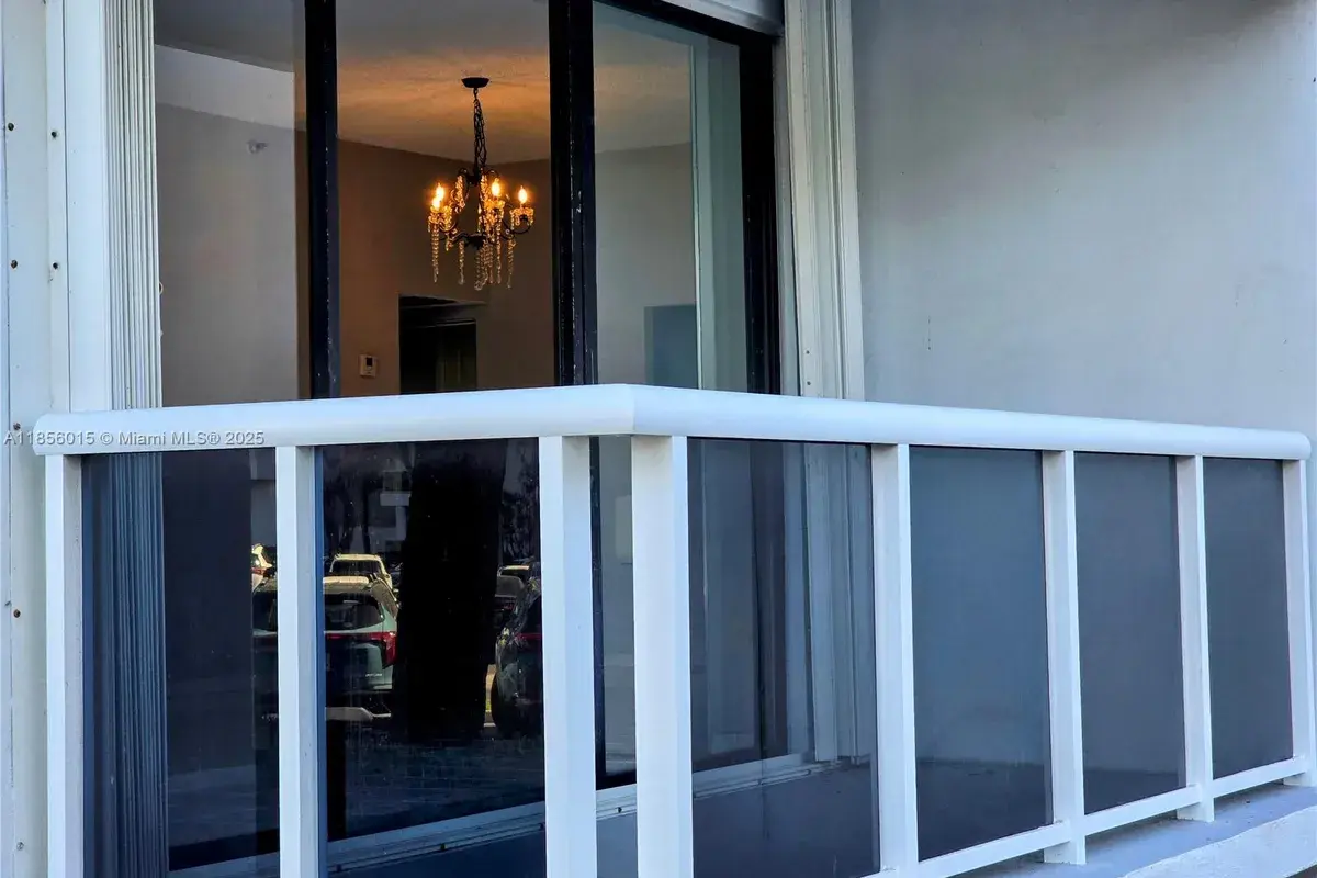 20505 E Country Club Dr # 138, Aventura FL 33180