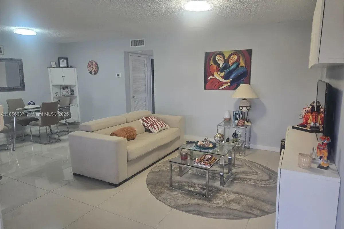 5300 Washington St # U403, Hollywood FL 33021